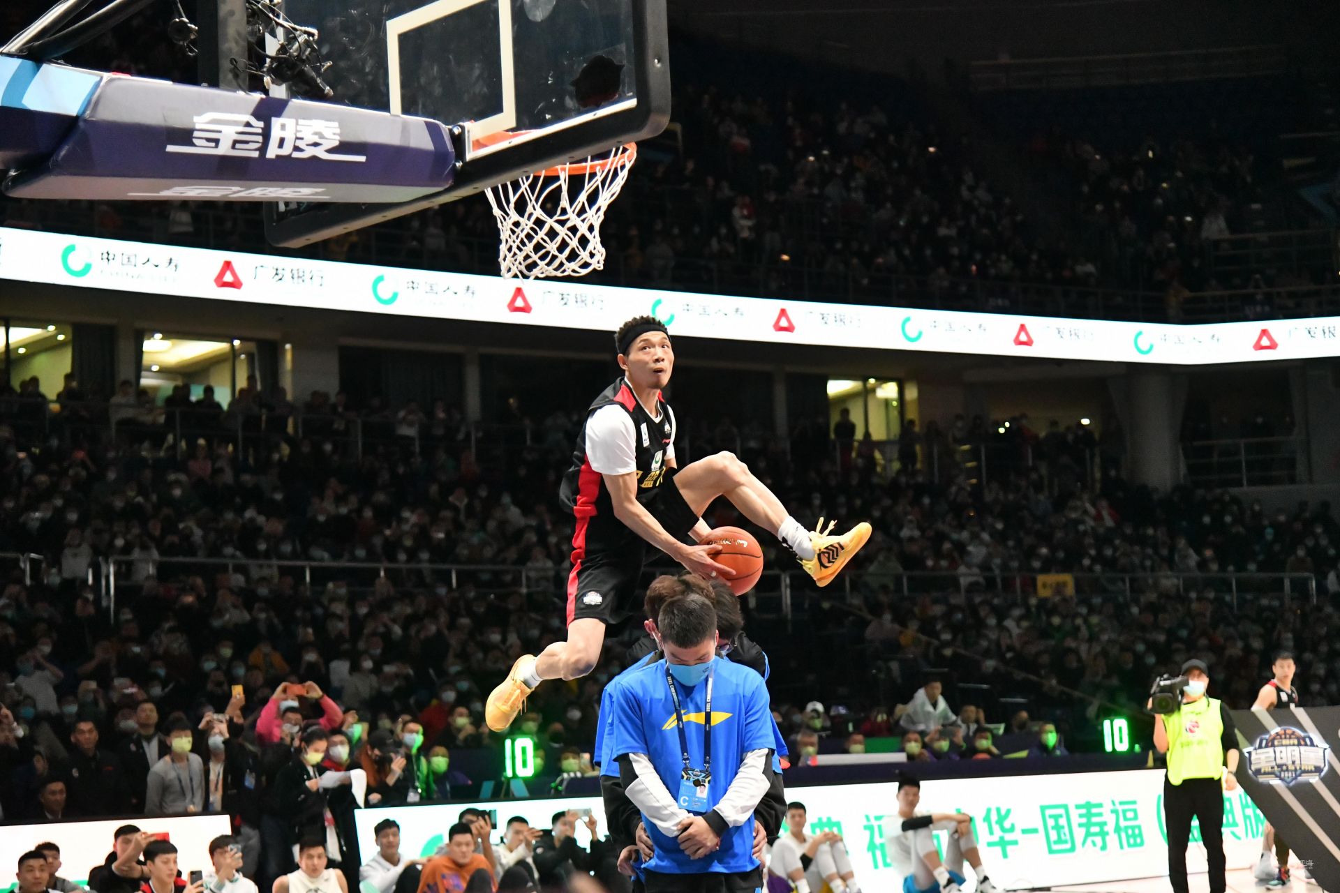 不是犹豫 不是犹豫