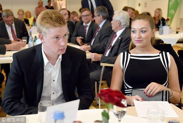 球迷无缘亲 球迷无缘亲